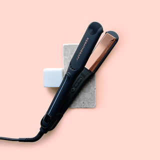 KT PRO 450 1.5 Digital Titanium Professional Flat Iron Flat Iron Keratherapy